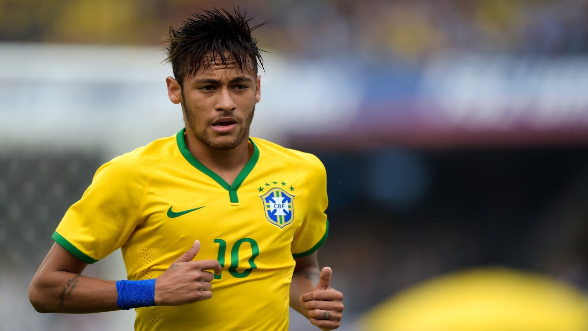 足球历史最贵转会盘点，球星最贵的转会费